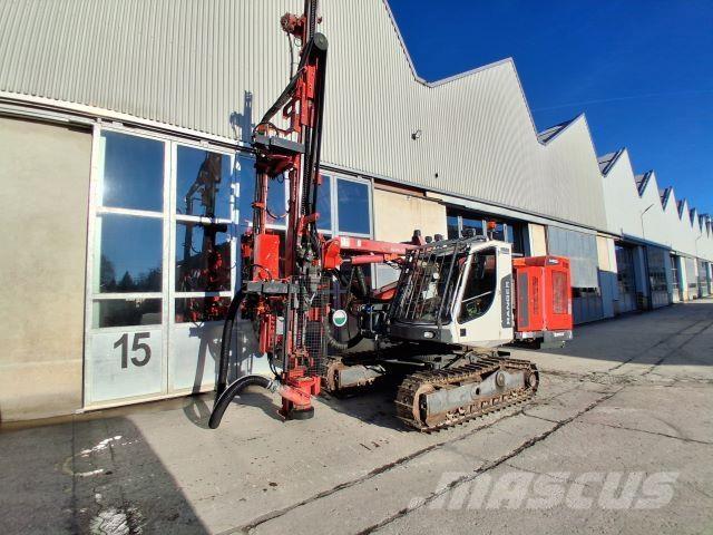 Sandvik DX800 Mechanické secí stroje