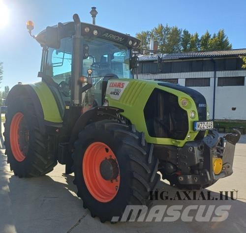 CLAAS ARION 550 Traktory