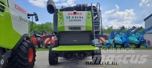CLAAS Lexion 660 Sklízecí mlátičky