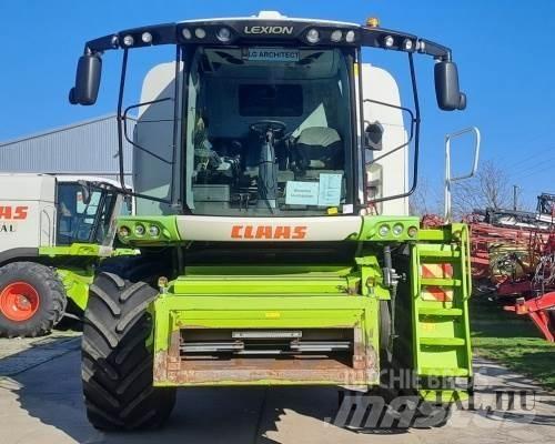 CLAAS Lexion 660 Sklízecí mlátičky