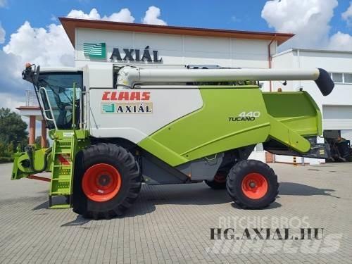 CLAAS Tucano 440 Sklízecí mlátičky