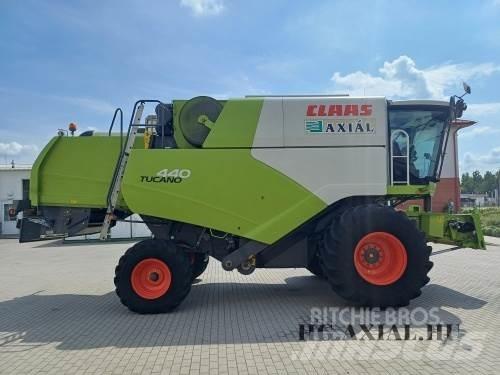 CLAAS Tucano 440 Sklízecí mlátičky