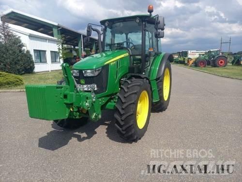 John Deere 5100 M Traktory