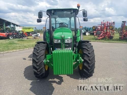 John Deere 5100 M Traktory
