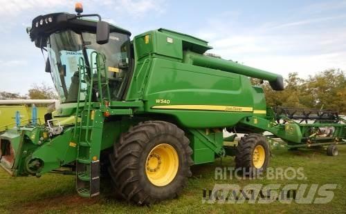 John Deere W540 Sklízecí mlátičky