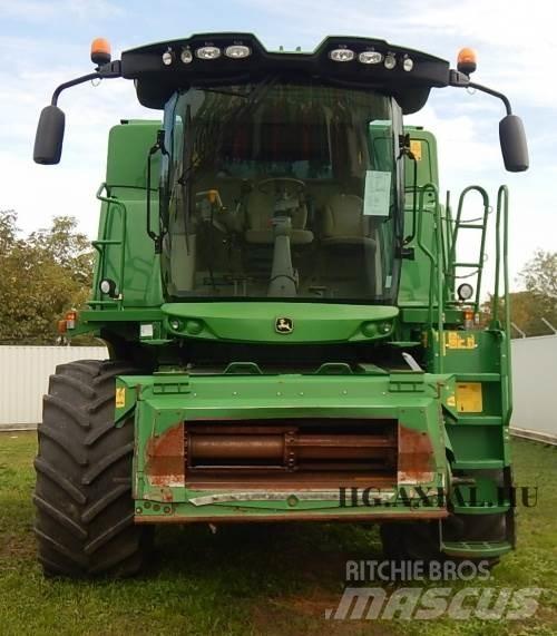 John Deere W540 Sklízecí mlátičky