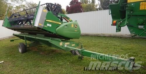 John Deere W540 Sklízecí mlátičky