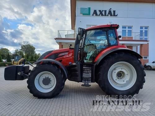 Valtra T234A Traktory