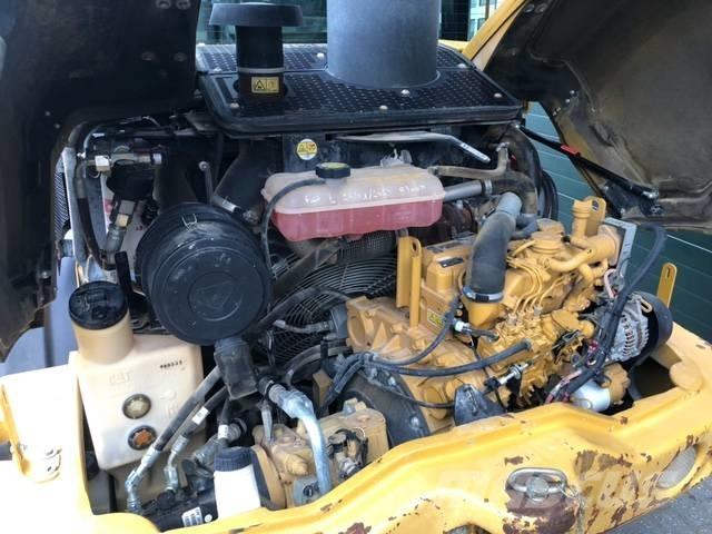 CAT 906 H 2 Kolové nakladače