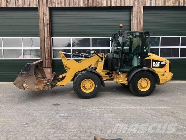 CAT 906 H 2 Kolové nakladače