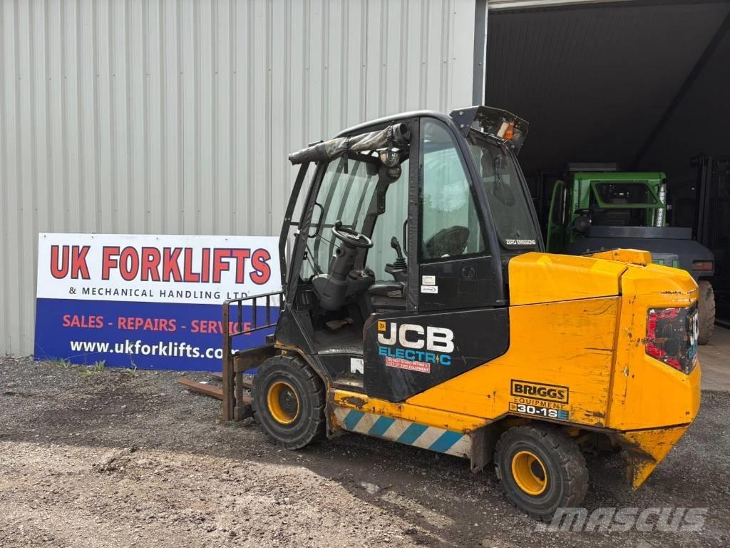 JCB 30-19 E Akumulátorové vozíky
