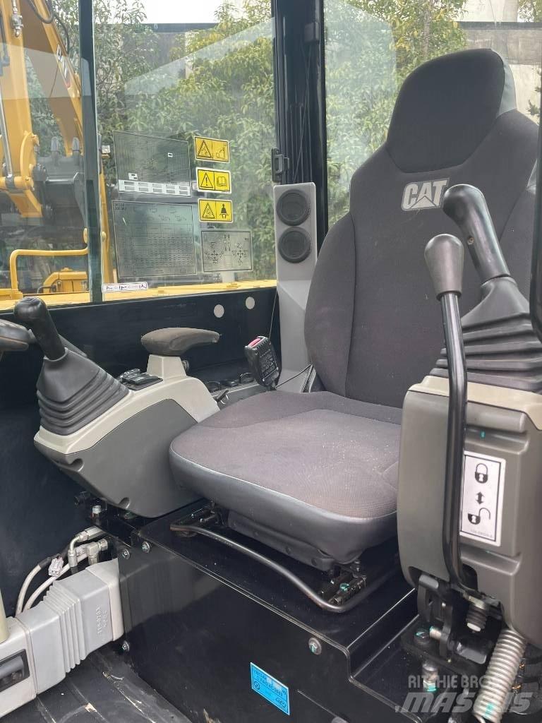 CAT CAT305.5 Mini rýpadla < 7t