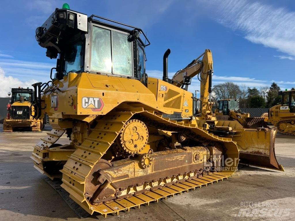 CAT D 5 LGP Pásové dozery