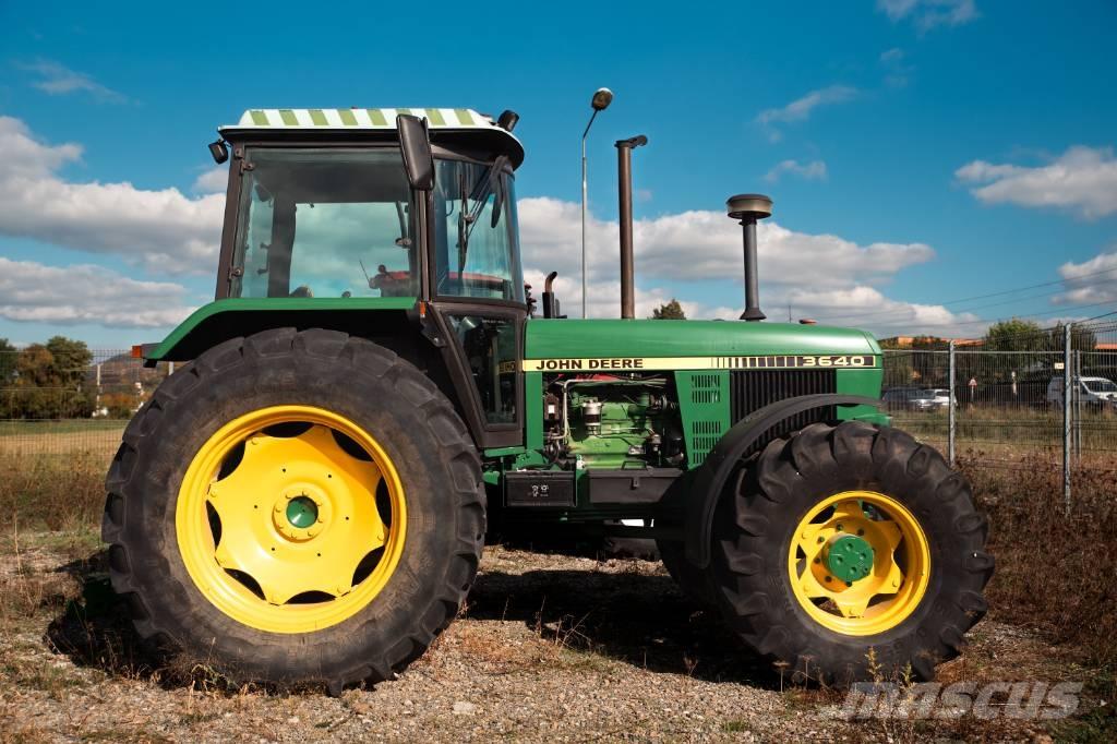 John Deere 3640 Traktory