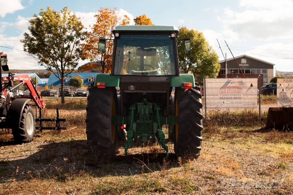 John Deere 3640 Traktory
