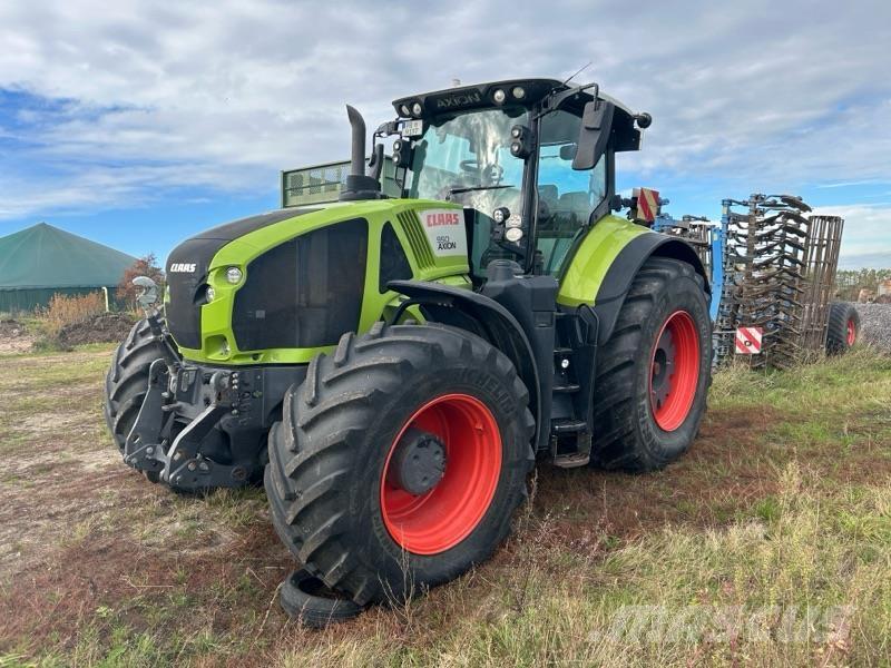 CLAAS Axion 950 Traktory