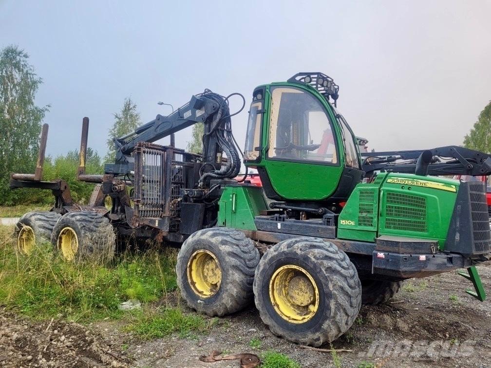John Deere 1510 E Vyvážecí traktory