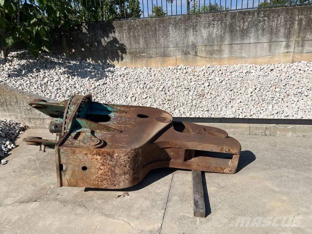 CMI fr 26 Klešťové drapáky