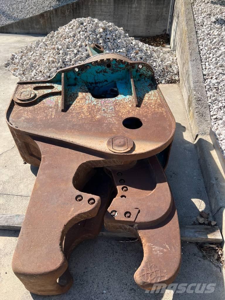 CMI fr 26 Klešťové drapáky