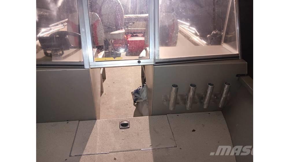  tracker 16 Foot Námořní pomocné motory