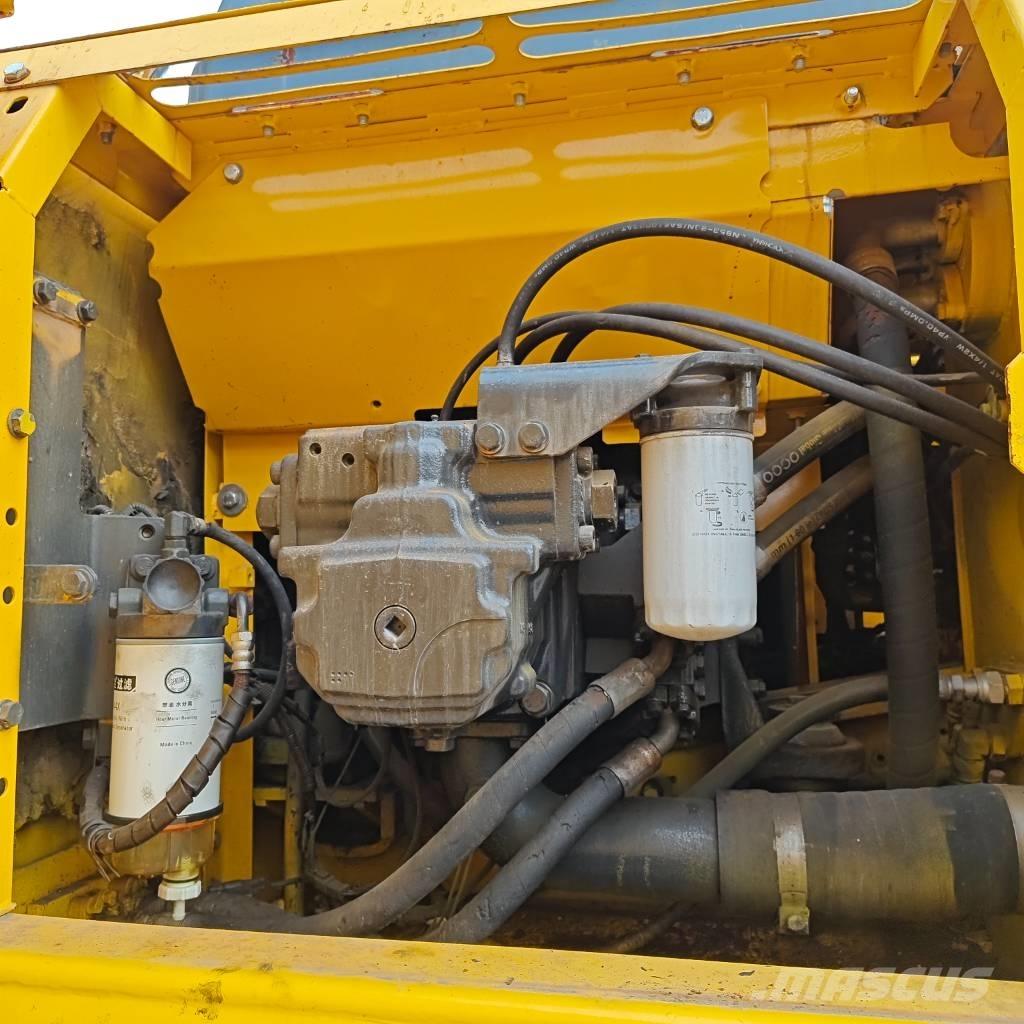 Komatsu PC 240 LC-8 Pásová rýpadla