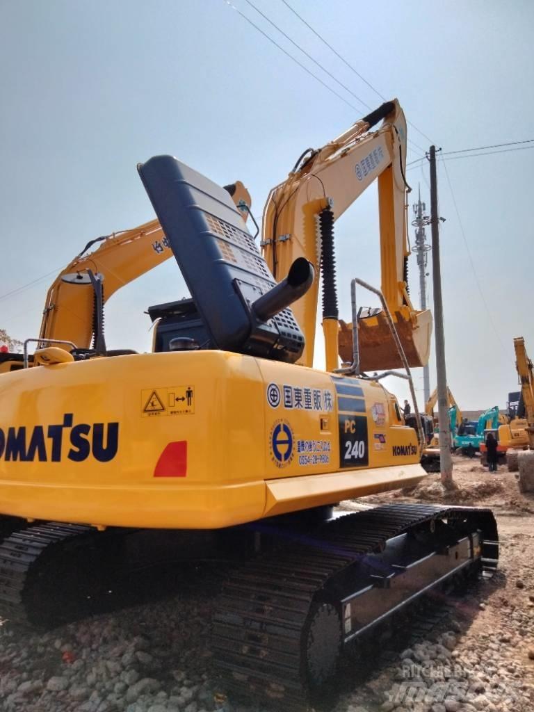 Komatsu PC 240 Pásová rýpadla