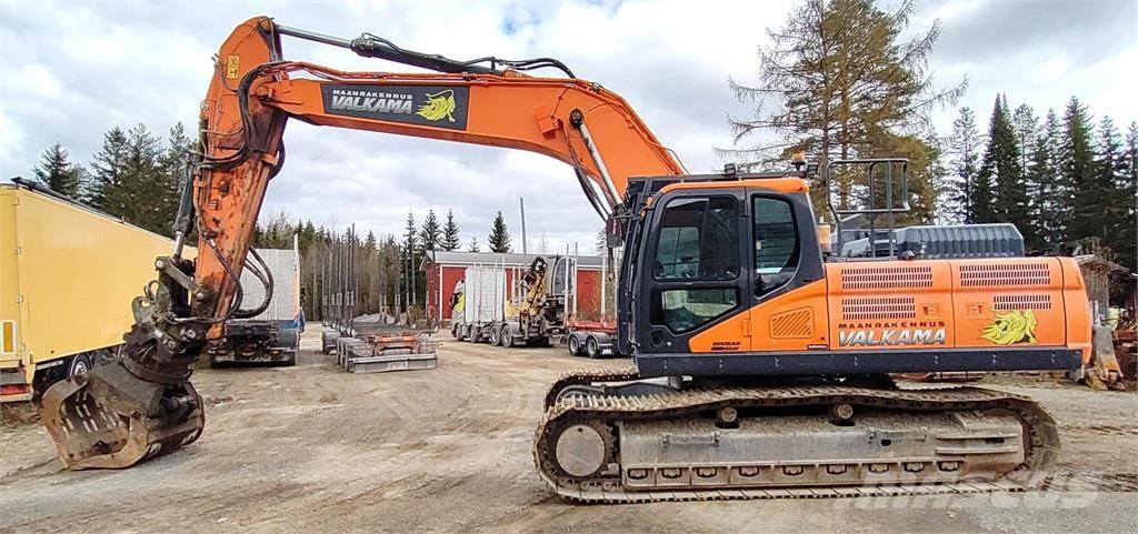 Doosan DX300 LC-7 Pásová rýpadla