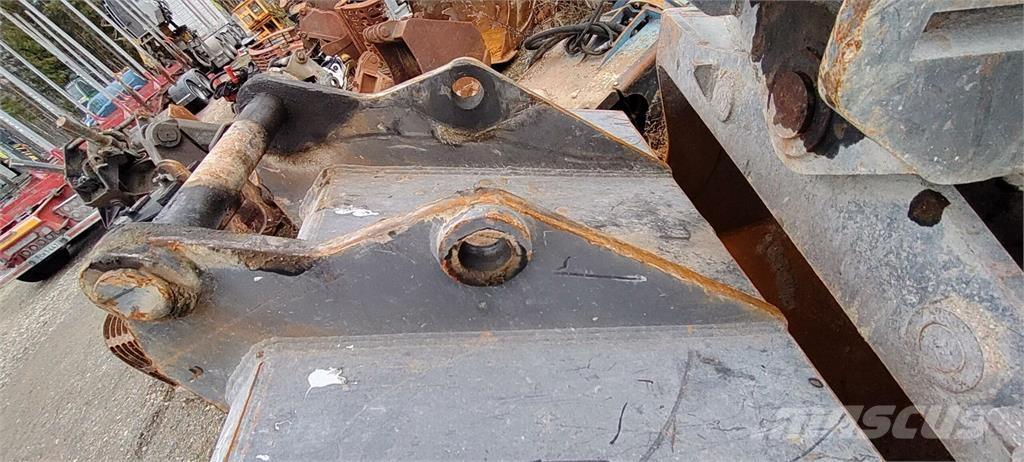 Doosan DX300 LC-7 Pásová rýpadla