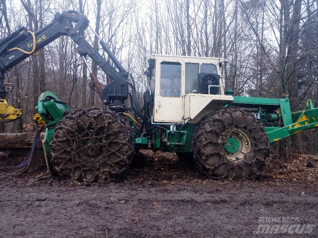 LKT 120 Vyvážecí traktory
