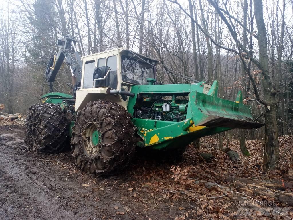 LKT 120 Vyvážecí traktory