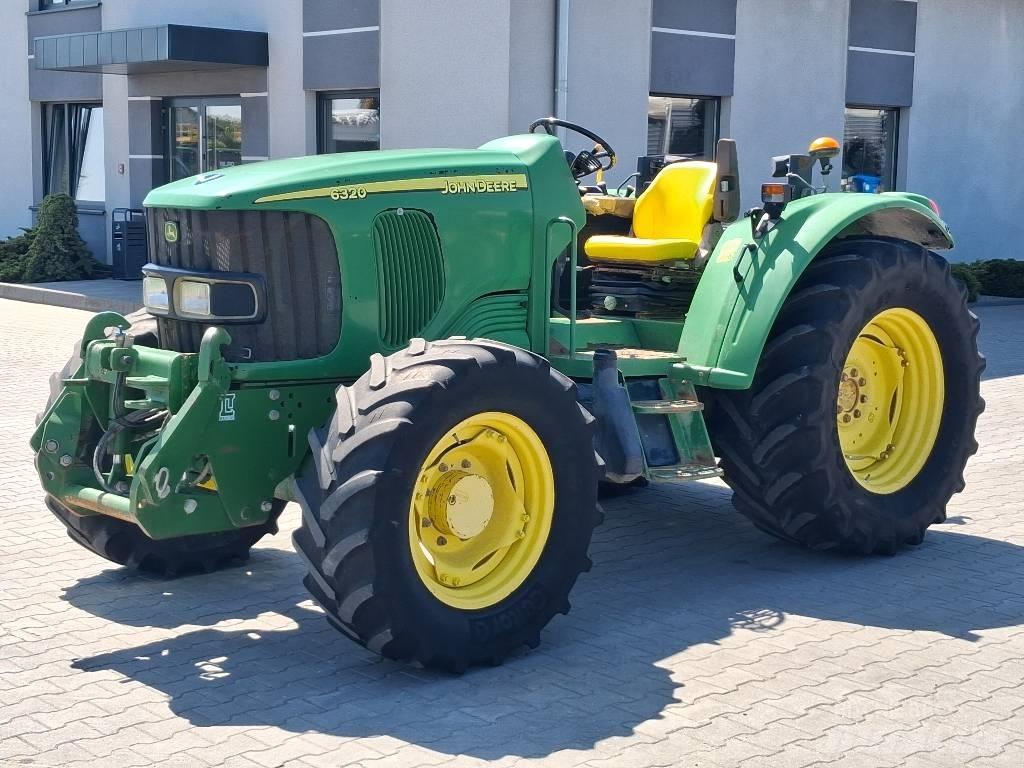 John Deere 6320 Traktory