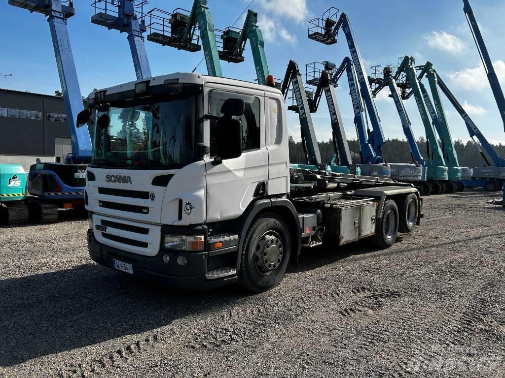 Scania P310 DB6X2HNB Lanový nosič kontejnerů