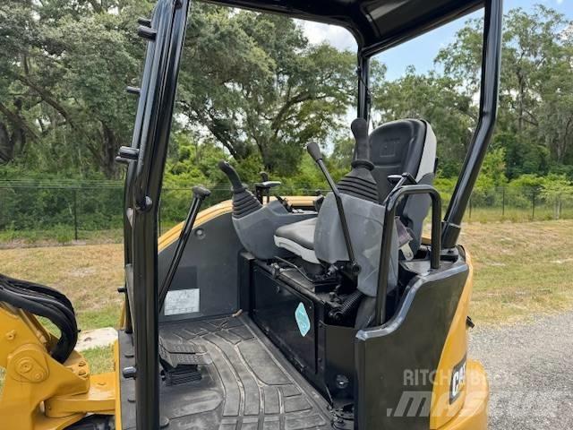 CAT 303 E CR Pásová rýpadla