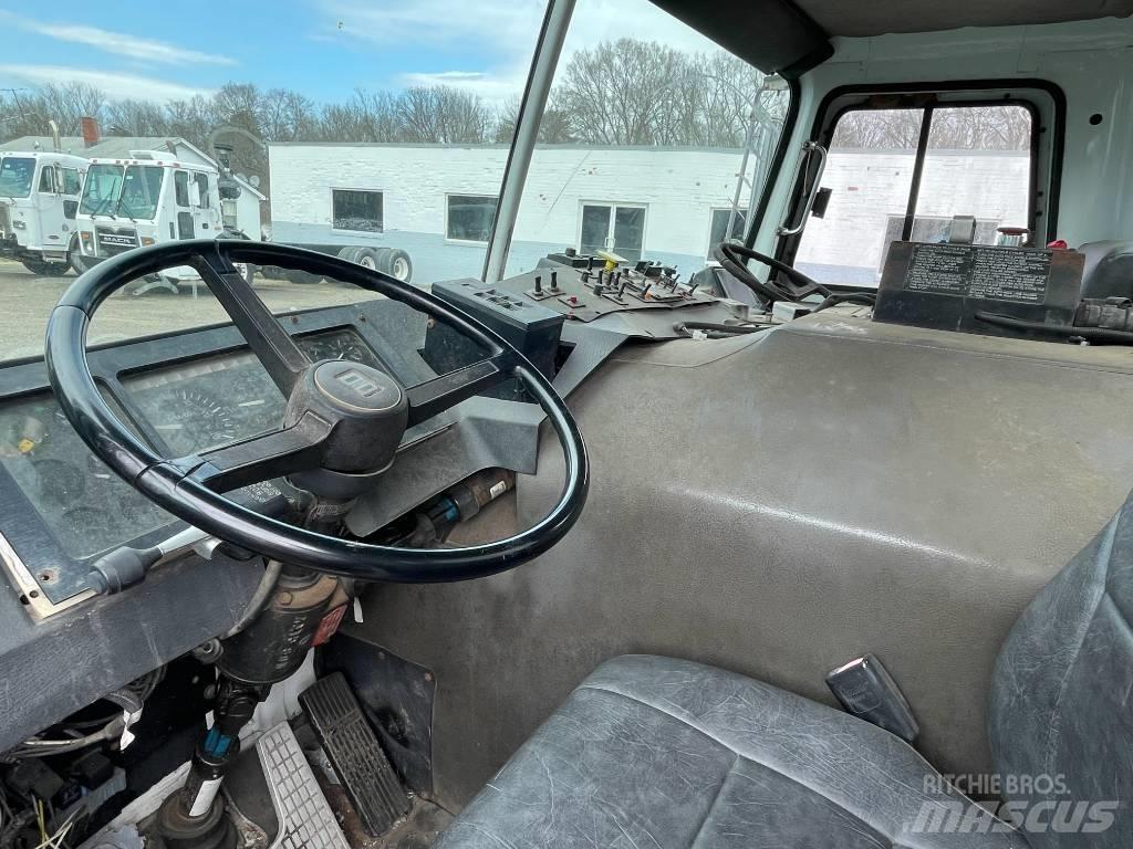 Autocar XPEDITOR Popelářské vozy