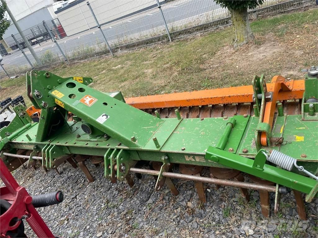 Amazone KE403 Rotační brány a půdní frézy
