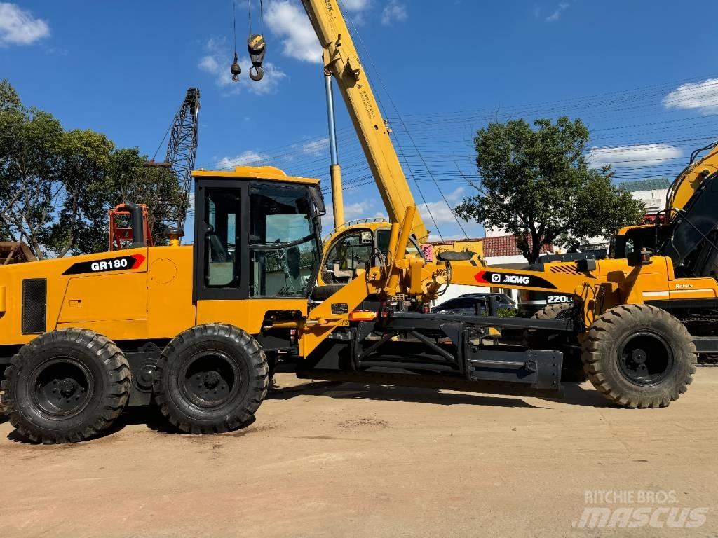 XCMG GR 180 Grejdry