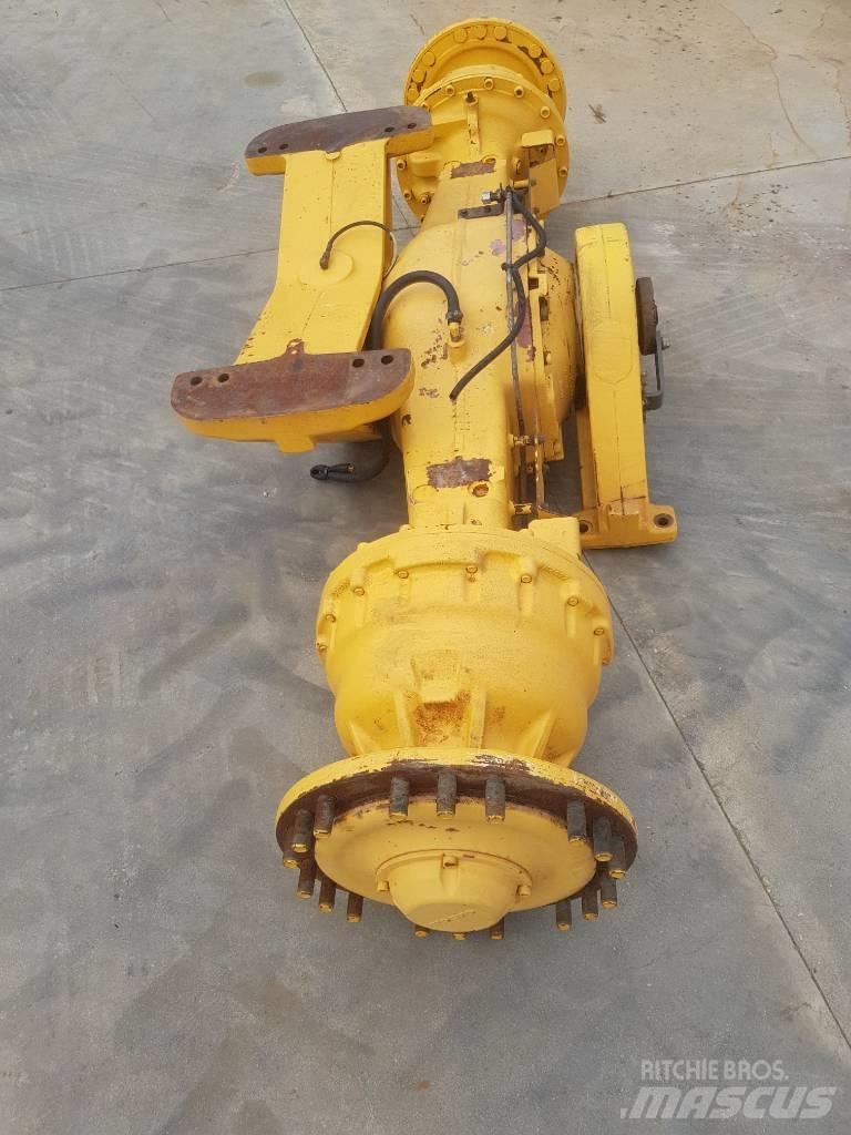 Volvo L110E Nápravy