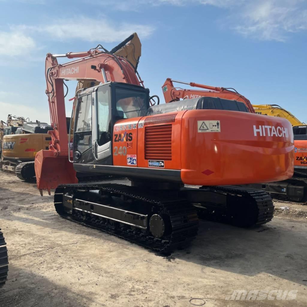 Hitachi ZX 240 Pásová rýpadla