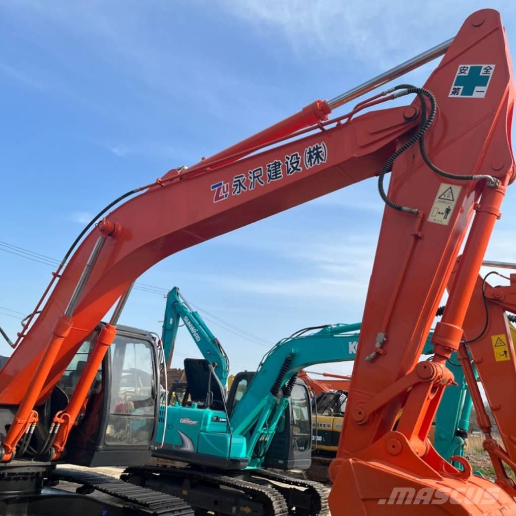 Hitachi ZX 240 Pásová rýpadla