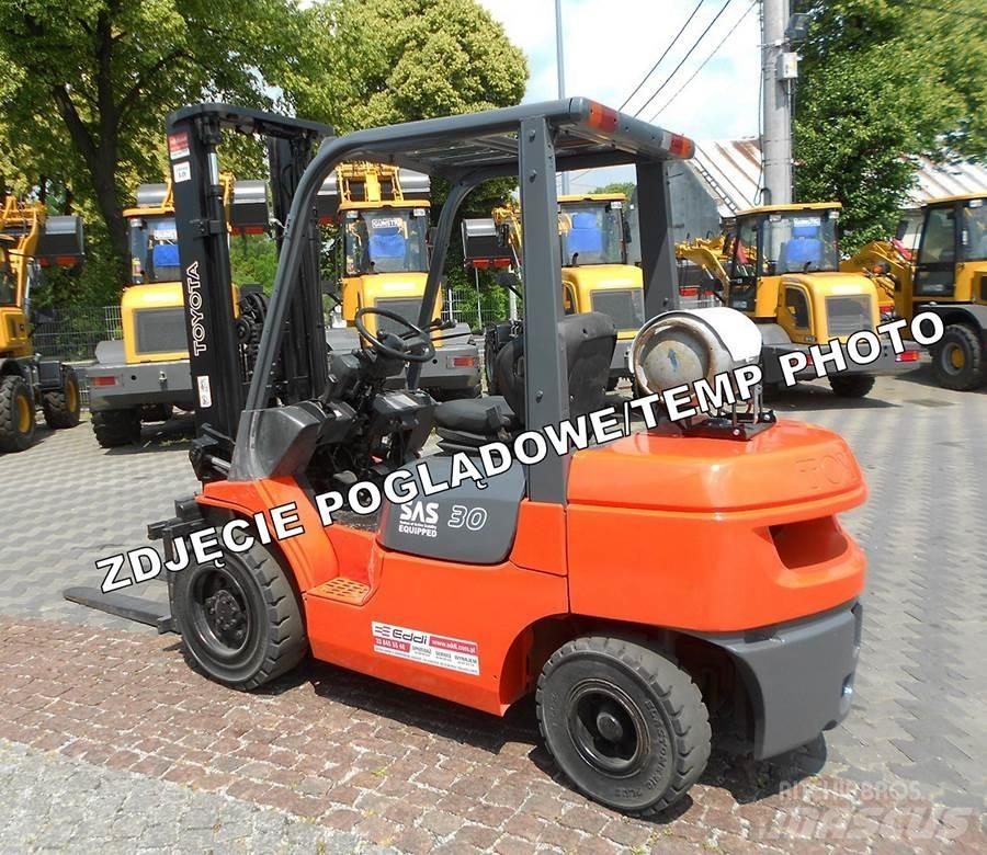 Toyota 02-7FGF30 LPG vozíky