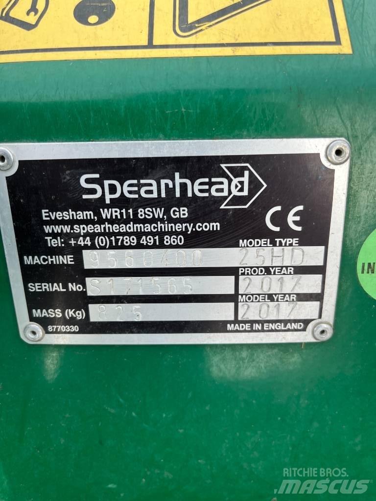 Spearhead Q 2500 HD Žací stroje