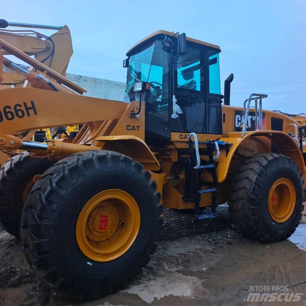 CAT 966 H Kolové nakladače
