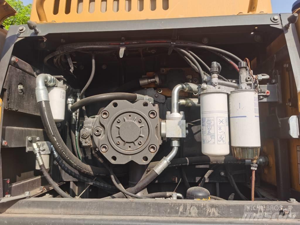 Volvo EC 480 D L Pásová rýpadla