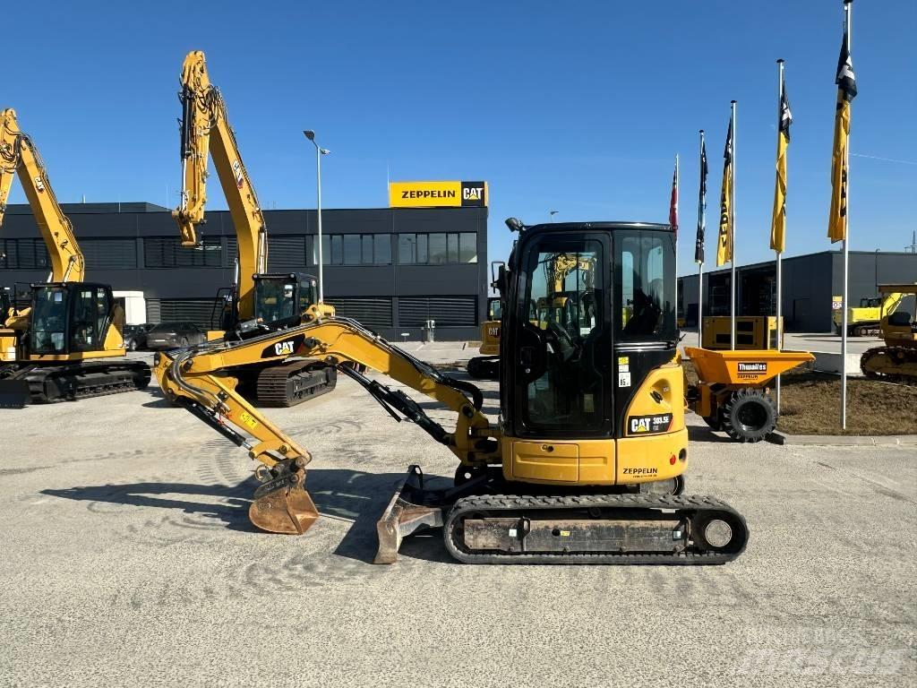 CAT 303.5 Mini rýpadla < 7t