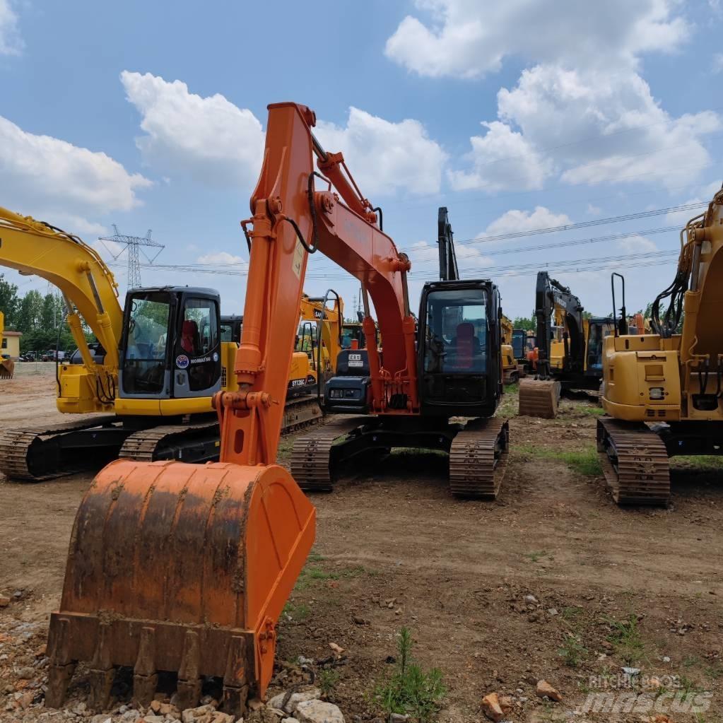 Hitachi ZX 120 Pásová rýpadla