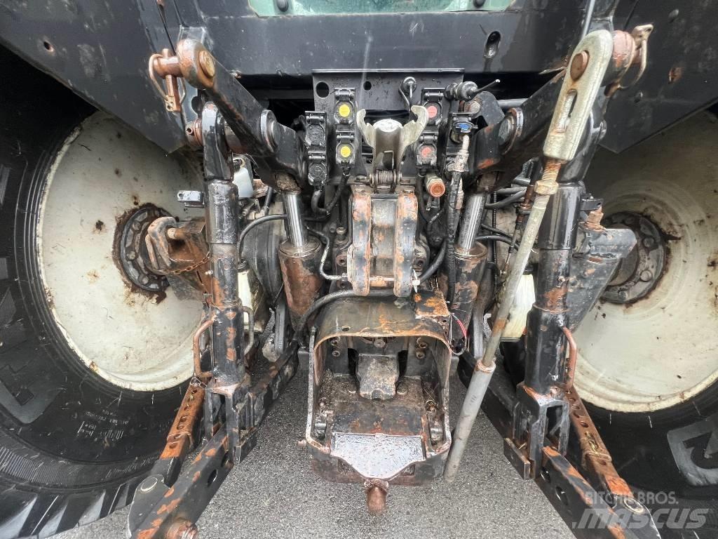 Valtra M 150-4 Traktory