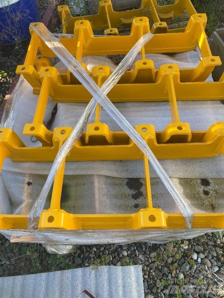 Komatsu D65PX Pásové dozery