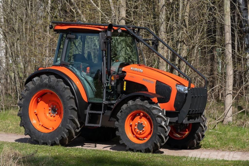 Kubota M5-112 Traktory