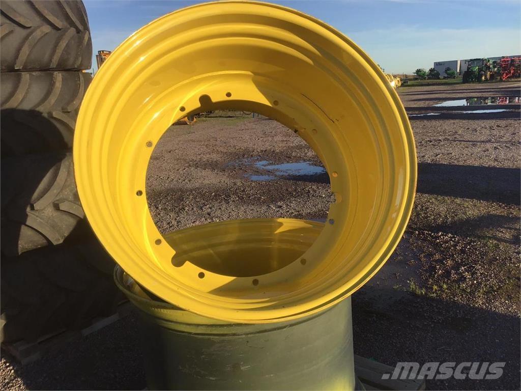 John Deere 42 Zoll Pneumatiky, kola a ráfky