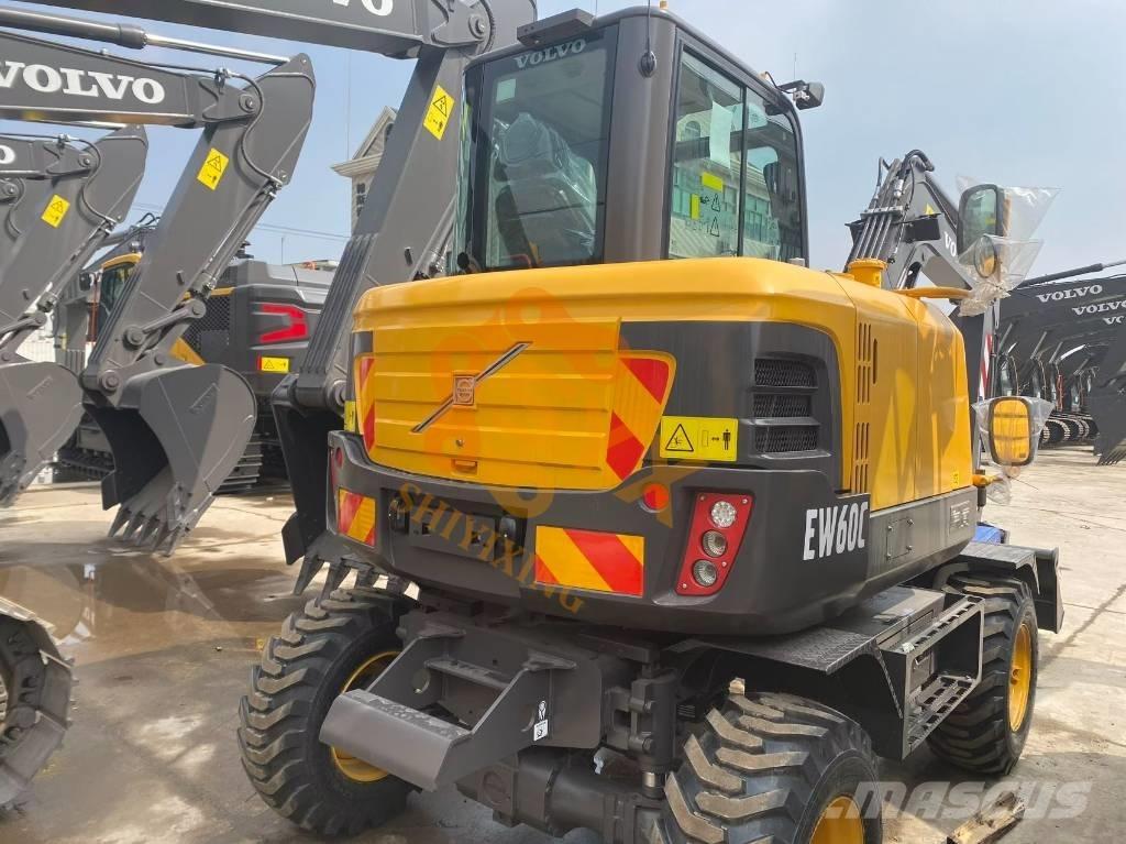 Volvo EW 60w vs Pásová rýpadla